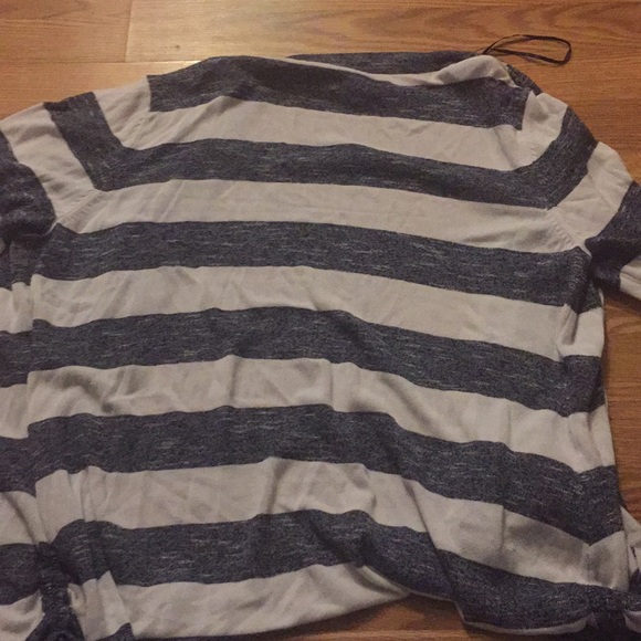 Sweater - Picture 3 of 3